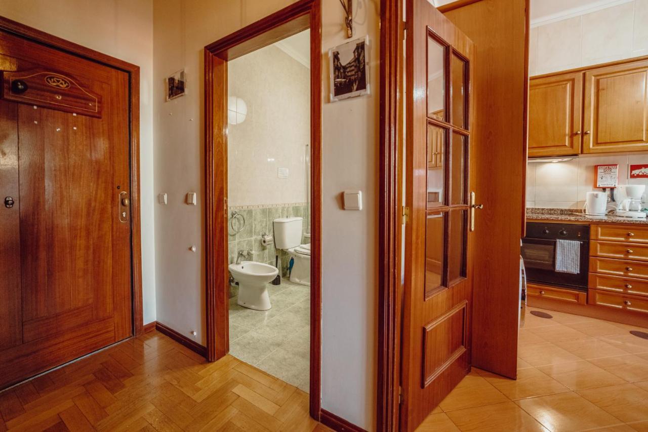شقة بورتو  في Downtown Flores Duplex By Homing المظهر الخارجي الصورة