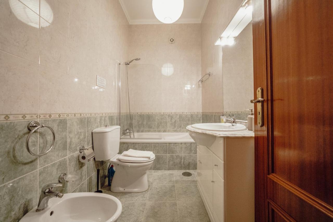 شقة بورتو  في Downtown Flores Duplex By Homing المظهر الخارجي الصورة