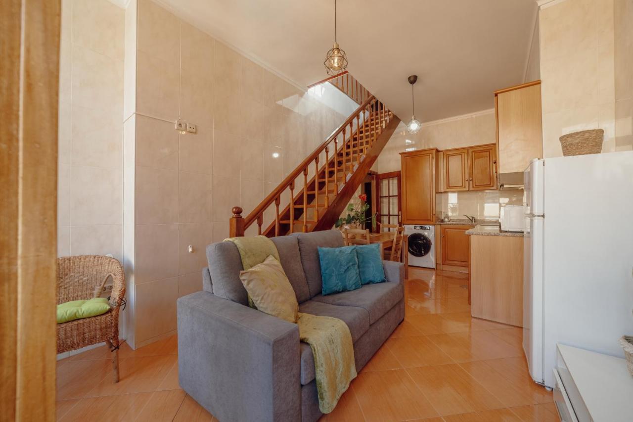 شقة بورتو  في Downtown Flores Duplex By Homing المظهر الخارجي الصورة